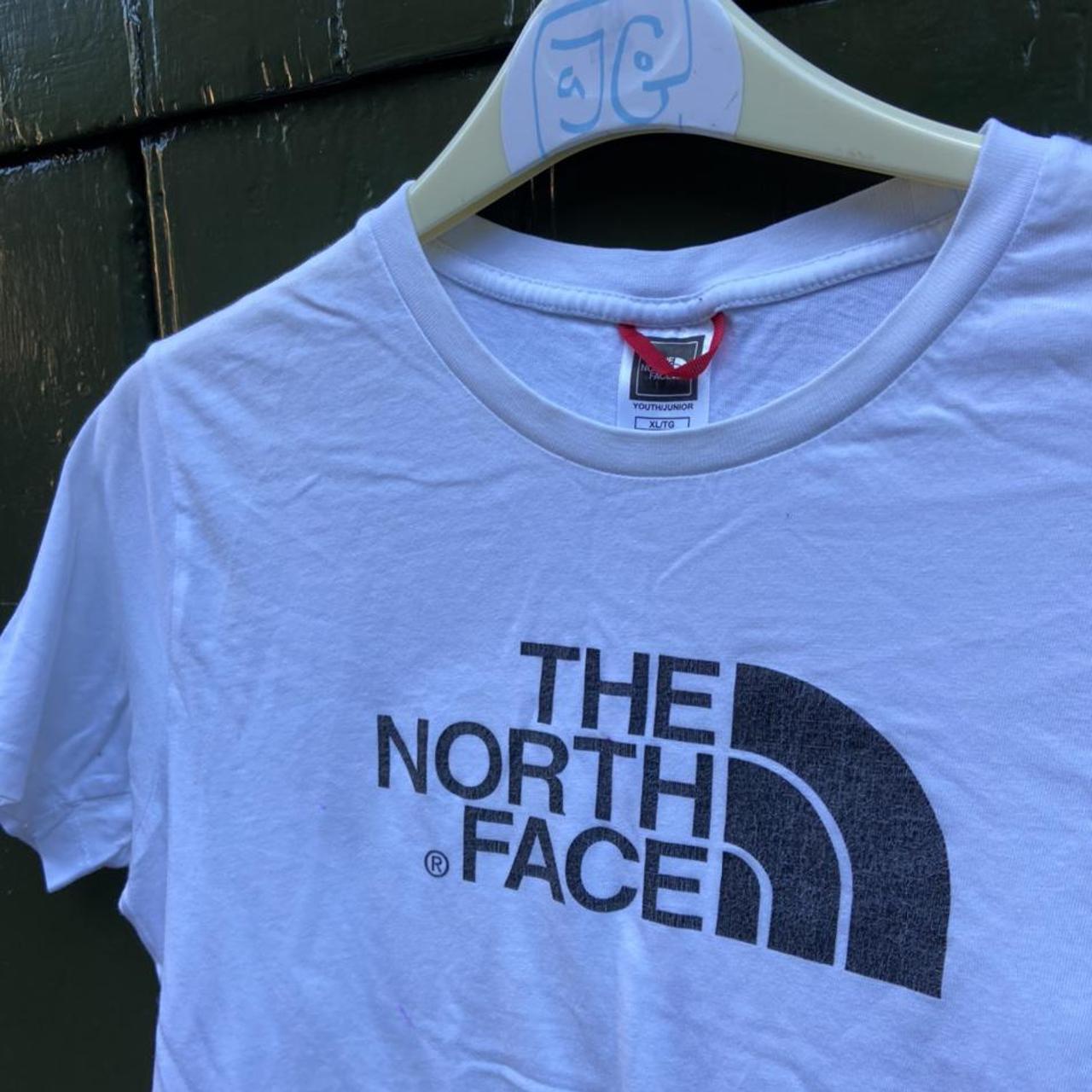 Vintage White North Face T shirt Women’s S/M (Youth... - Depop
