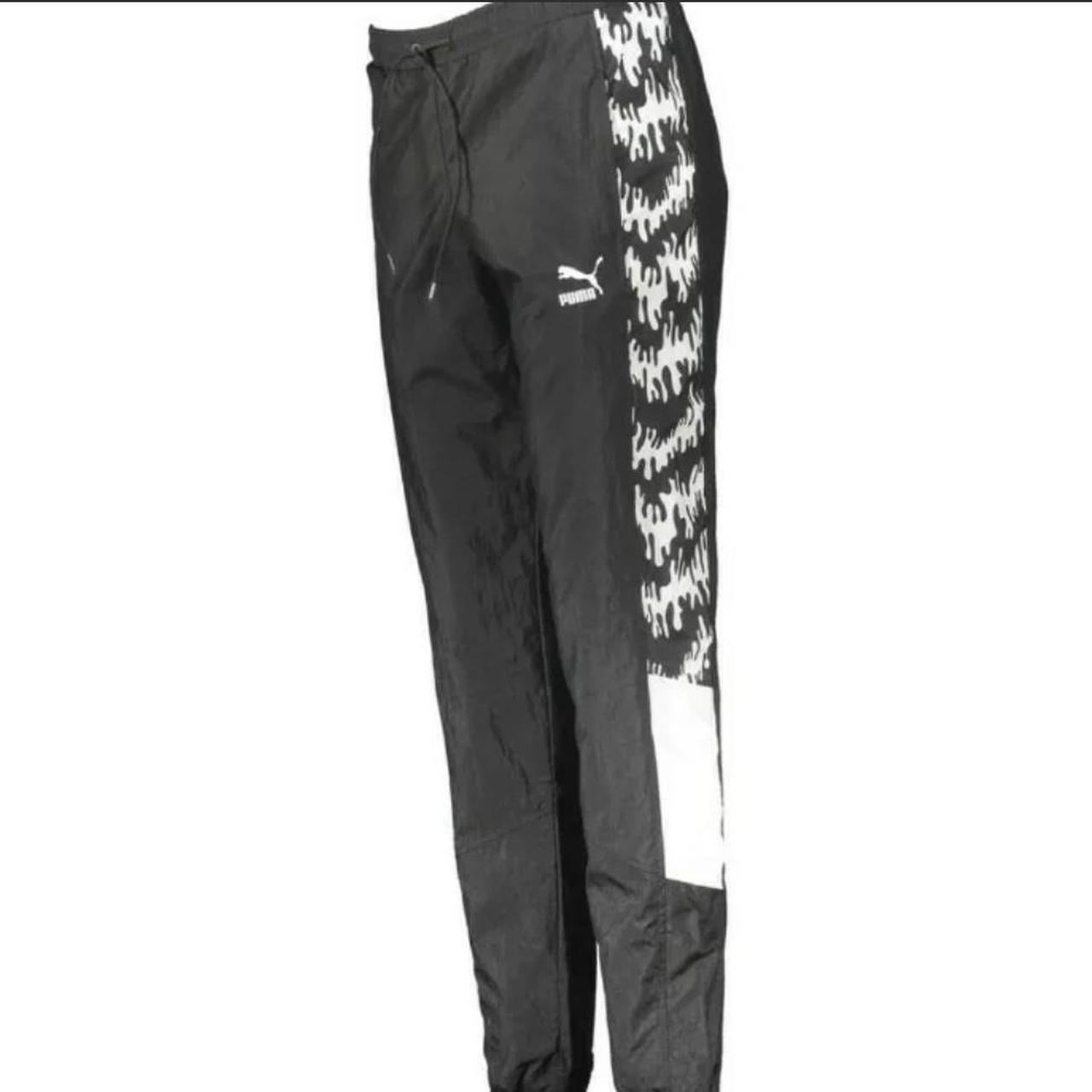 Puma Women's Black and White Joggerstracksuits Depop