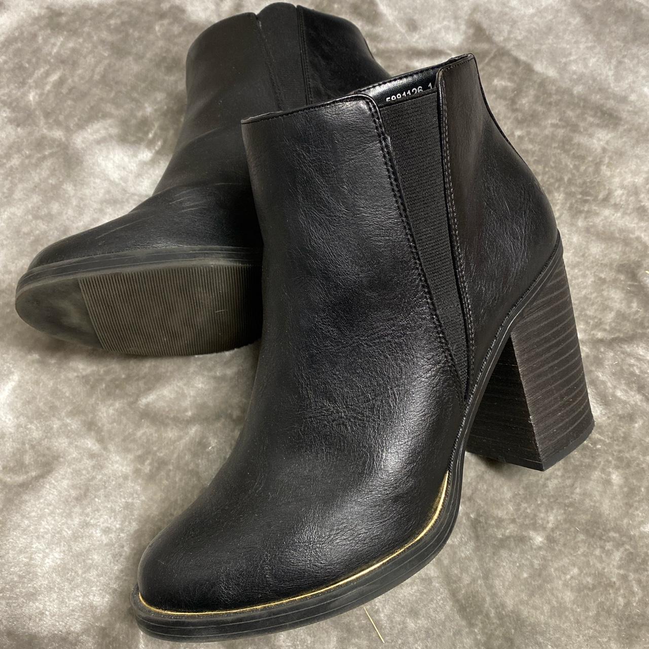 🖤 New look Black ankle boots heel high 4 inches... - Depop