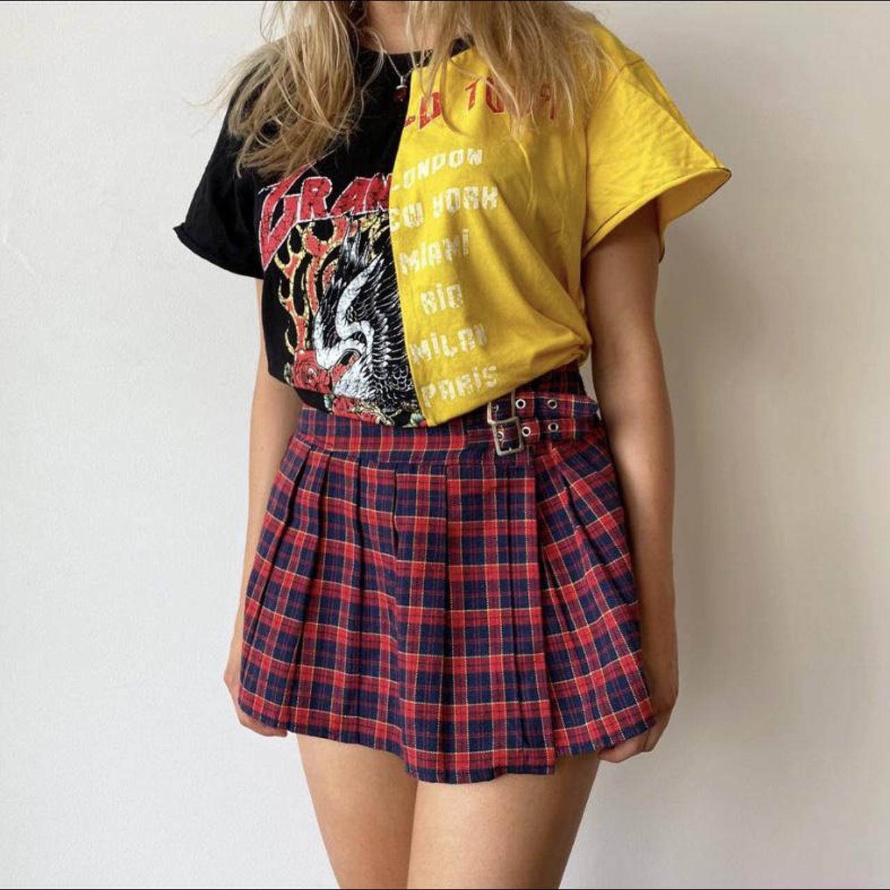 Tartan mini skirt size 8 quite short 33cm Depop