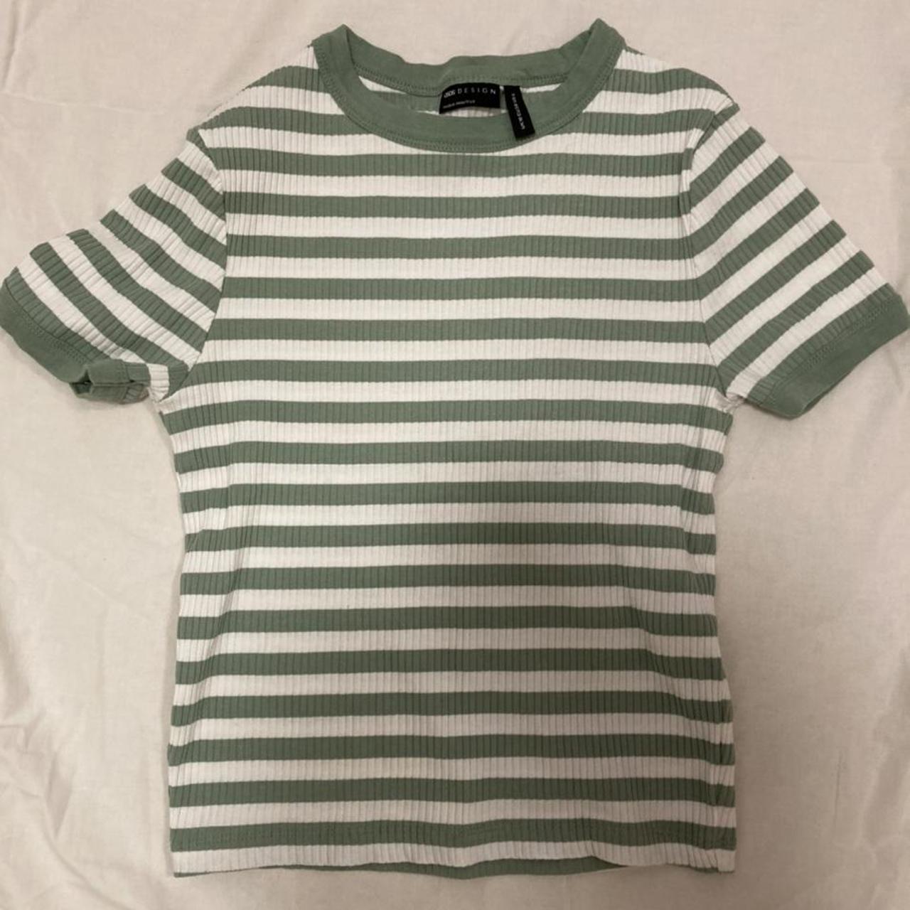 ASOS Women's White and Green T-shirt | Depop