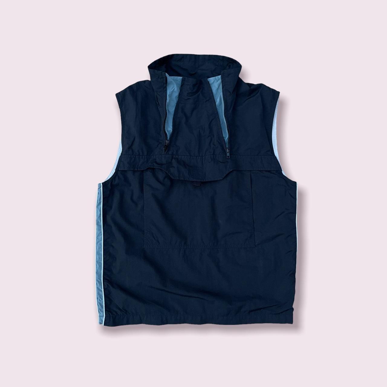Retro body warmer gilet Fits between a Small and a... Depop