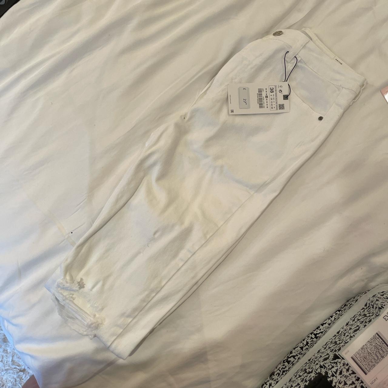 Zara Women's White Jeans | Depop