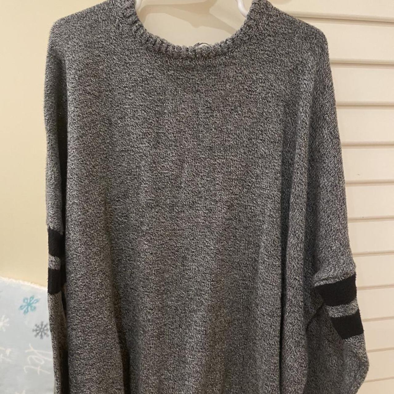 Cute grey brandy Melville sweater in excellent... Depop