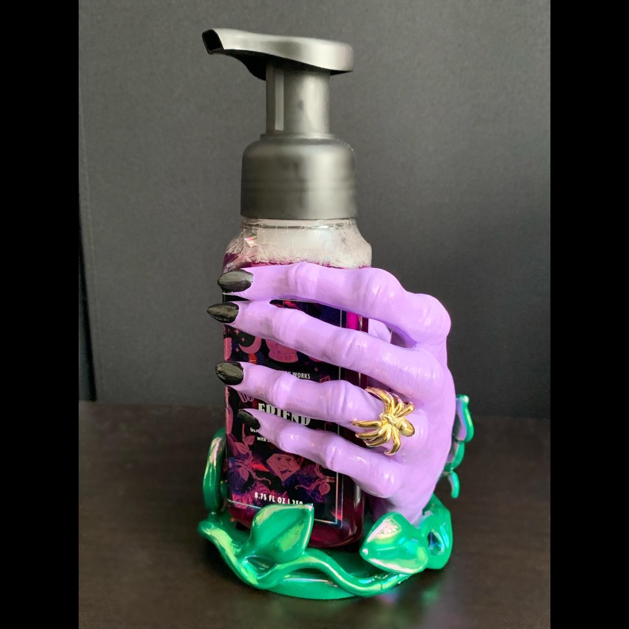 Bath & Body Works Halloween 2022 Ivy Witch Hand Soap... Depop