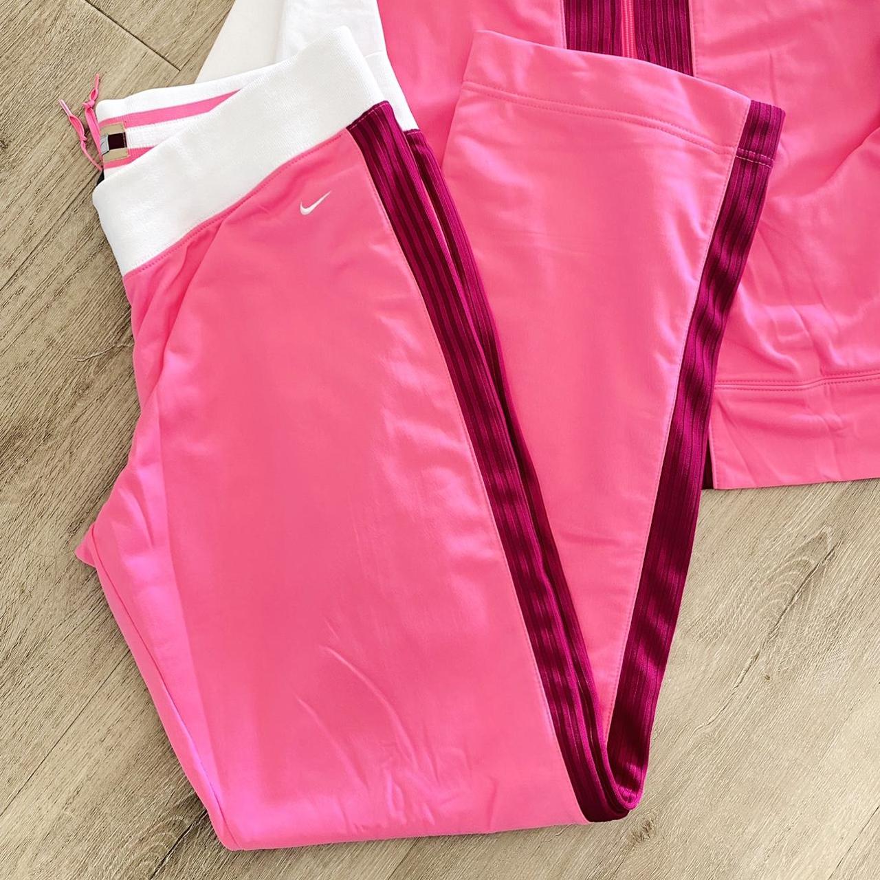 Nike Women's Pink Jacket Depop