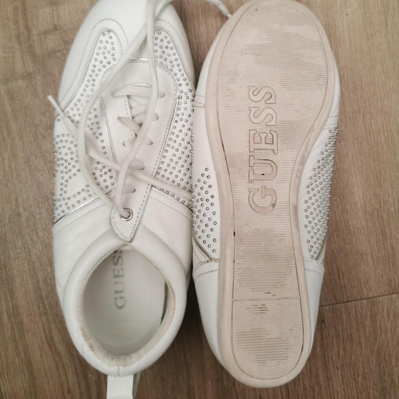guess white trainers womens