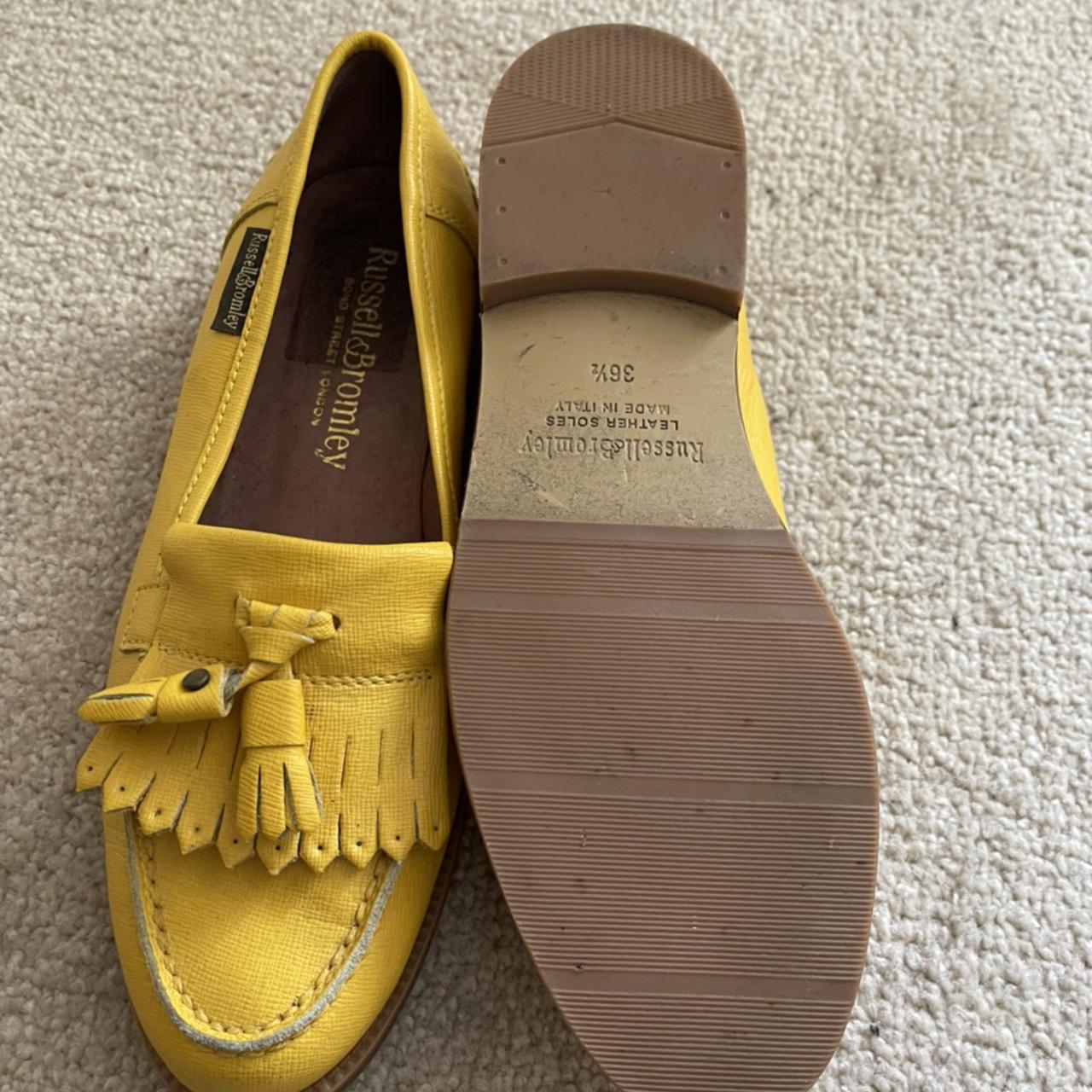 Women's Yellow and Gold Loafers Depop