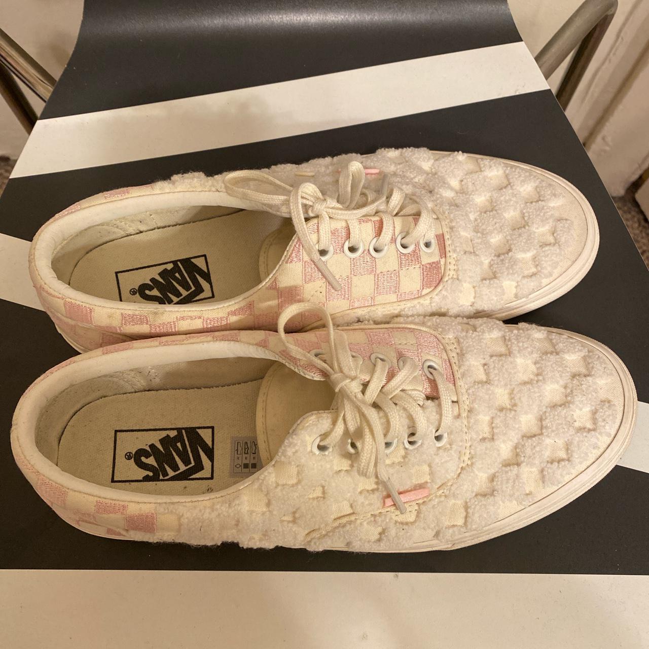 vans chenille check era