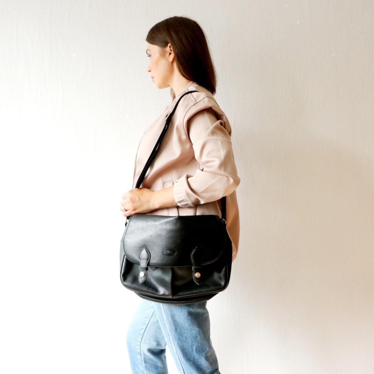 Longchamp Women's Black Bag (2)