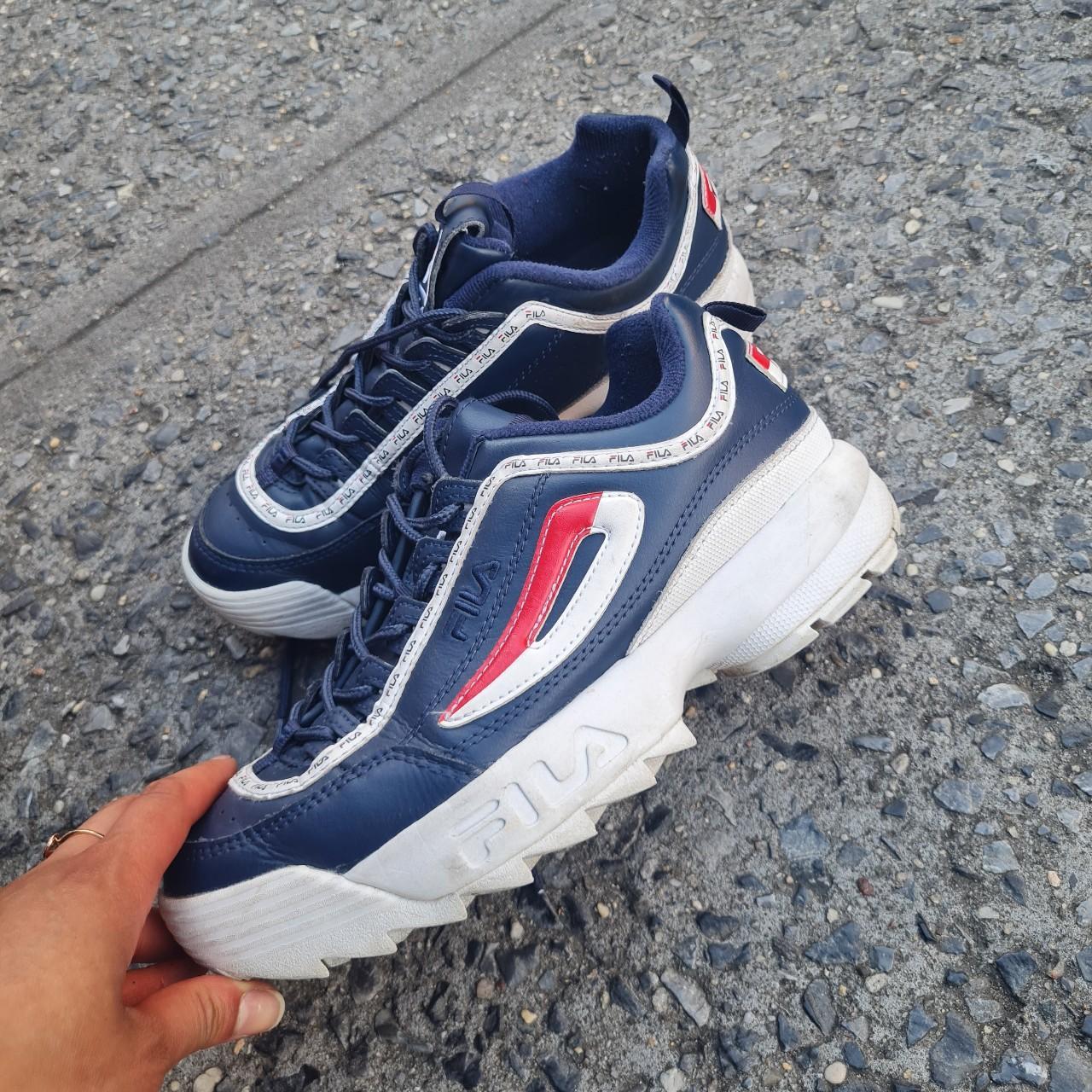 Fila disruptor shop navy blue