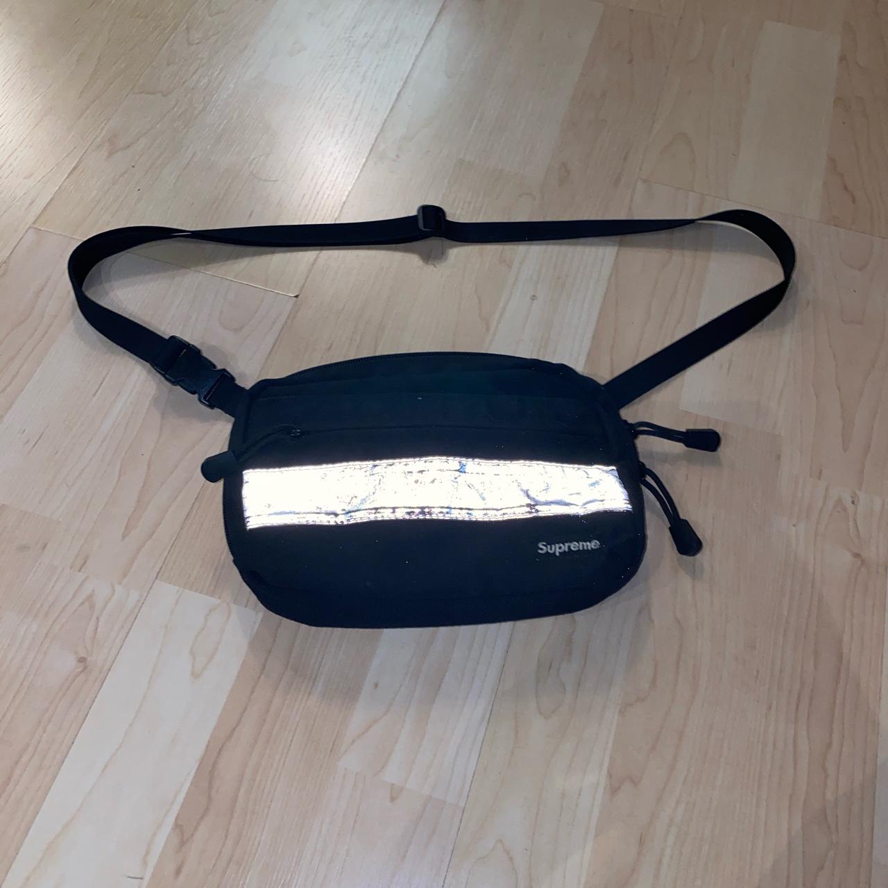 Supreme x 3M Fanny pack Condition :... - Depop