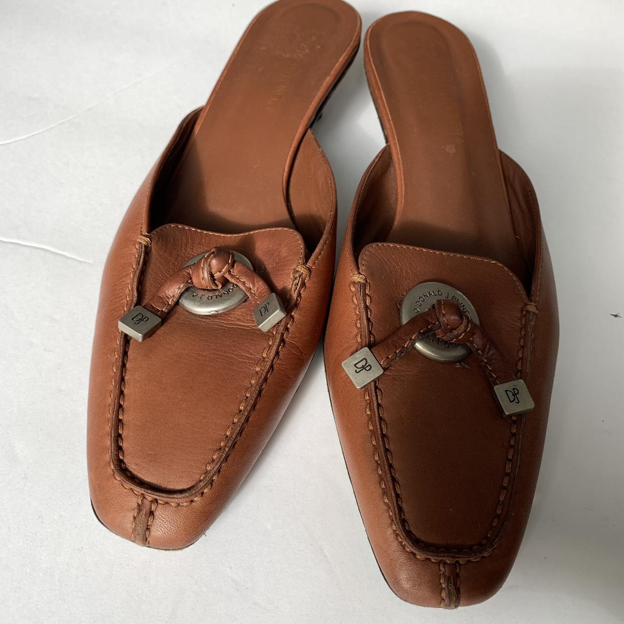 Donald Pliner Women S Loafers Depop