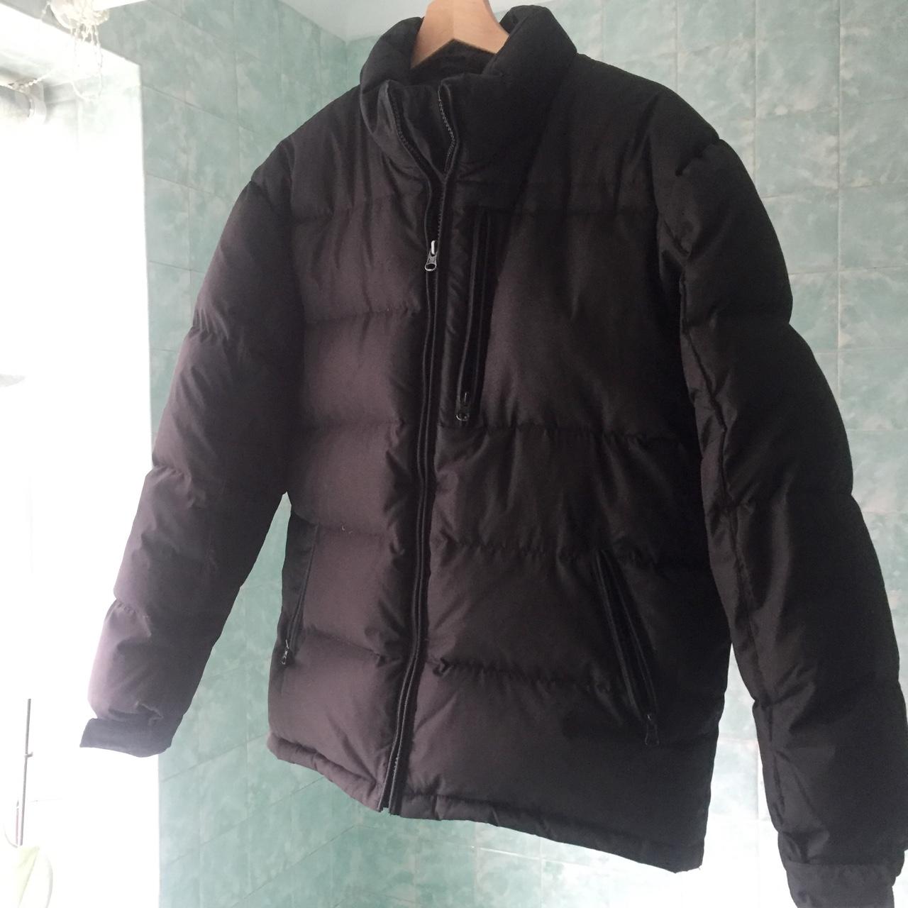 Men’s black puffer jacket in a size SMALL.... - Depop