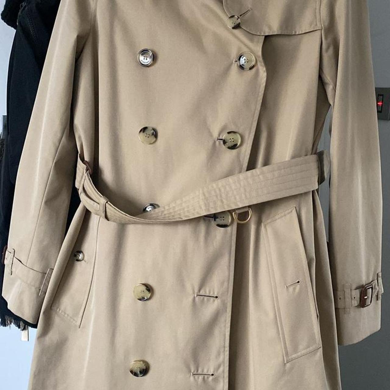 depop burberry trench