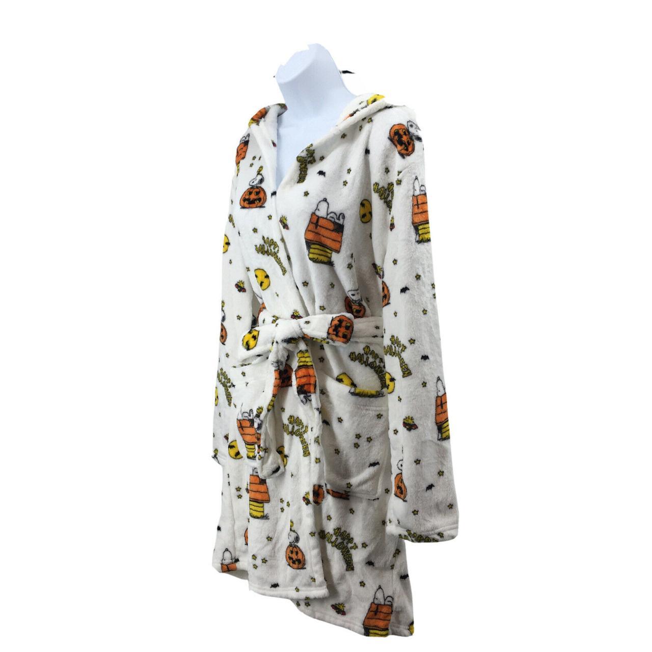 Peanuts HALLOWEEN Hooded Bath Robe Snoopy Woodstock... Depop