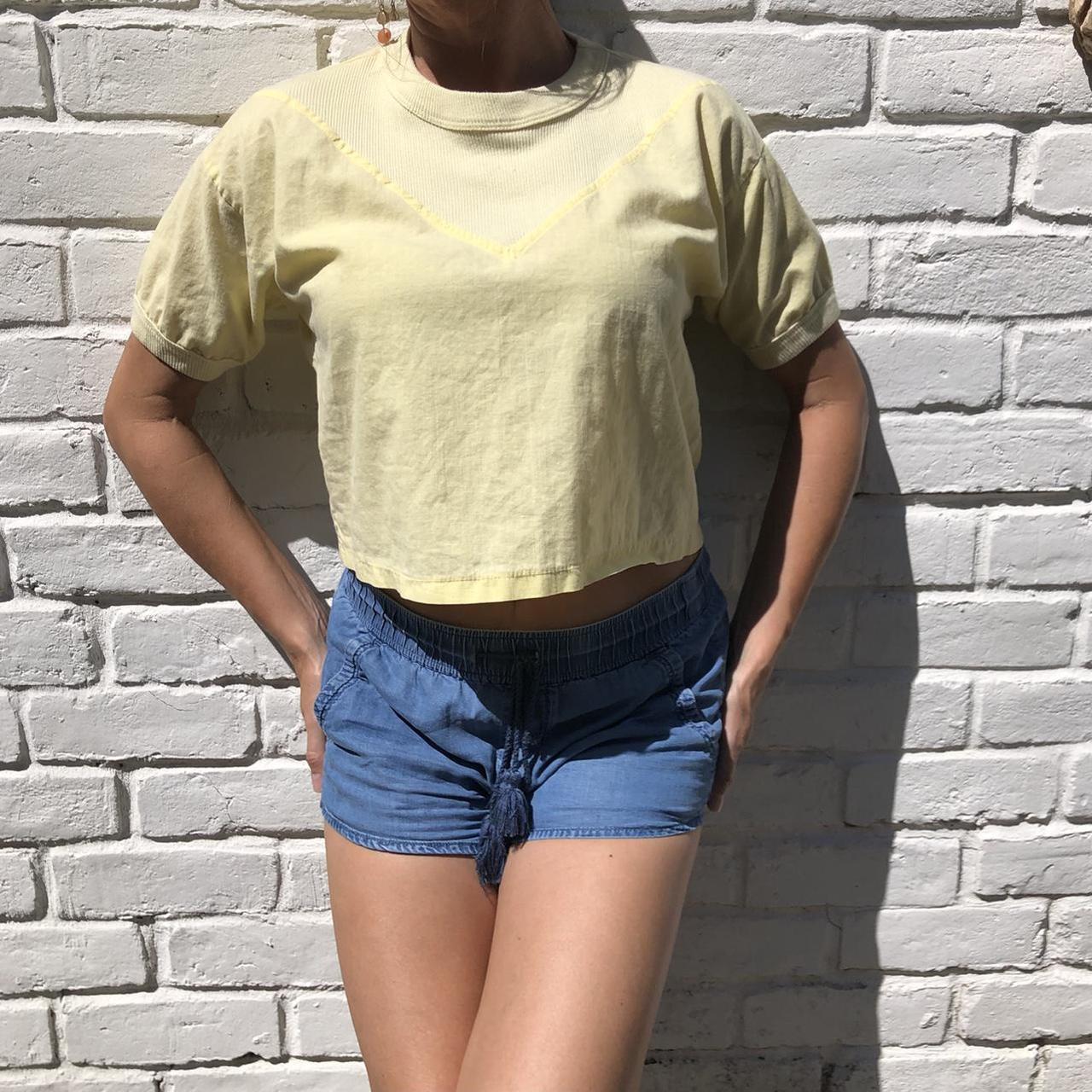 Women's Yellow and Cream Crop-top | Depop