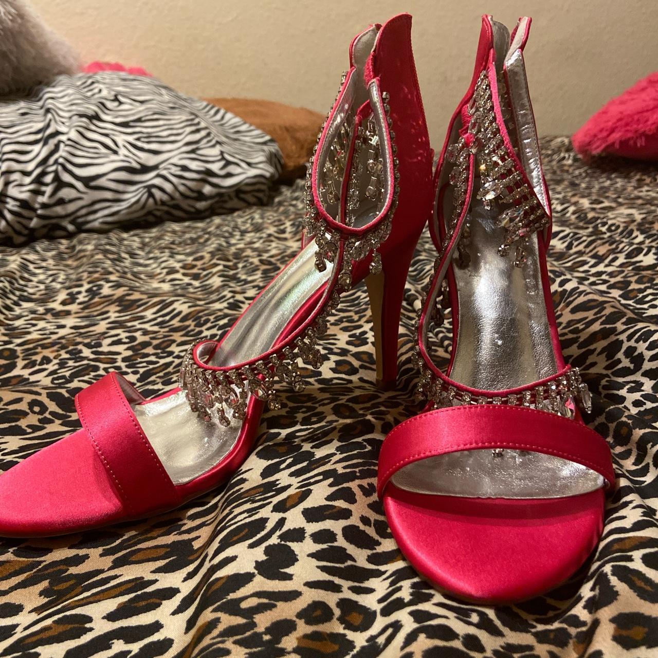 shoedazzle pink heels