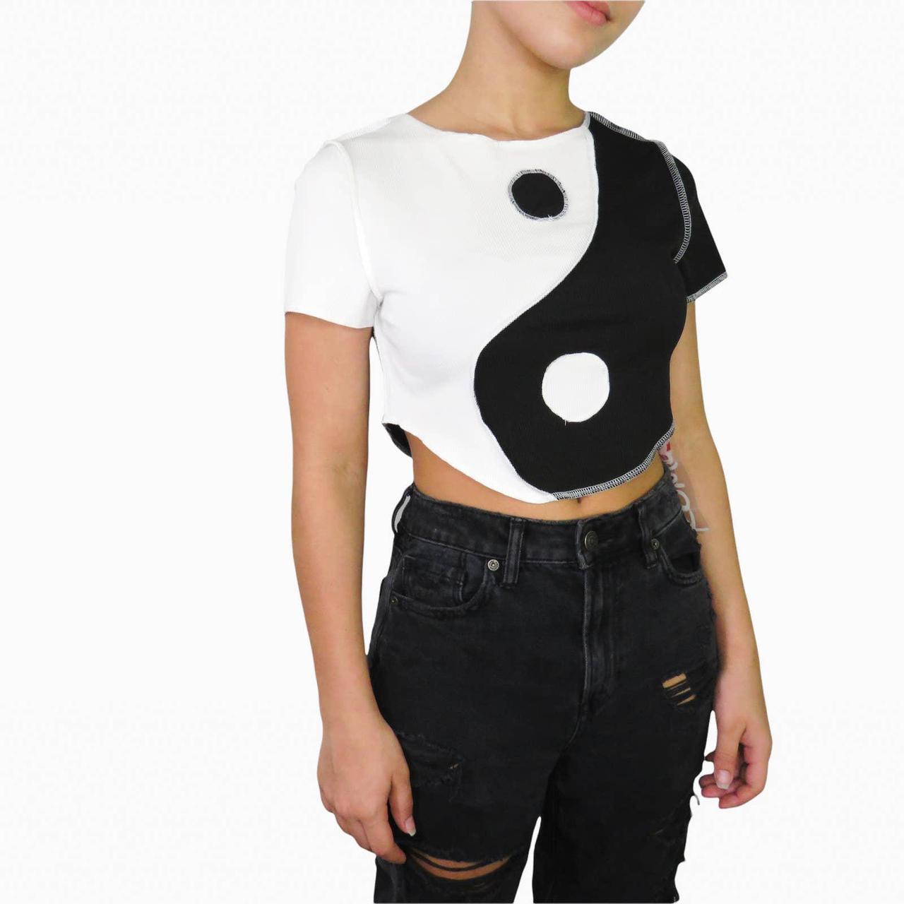 Y2k Inspired Ying Yang Crop Top Romwe Ying Yang Depop 9320