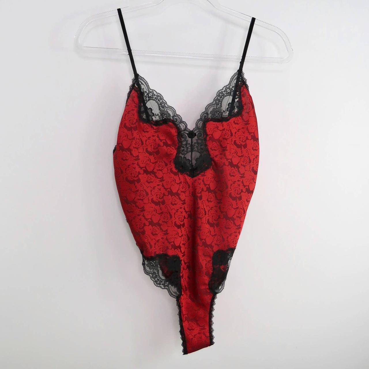 American Vintage Indulgence Red and Black Lace Cami... - Depop