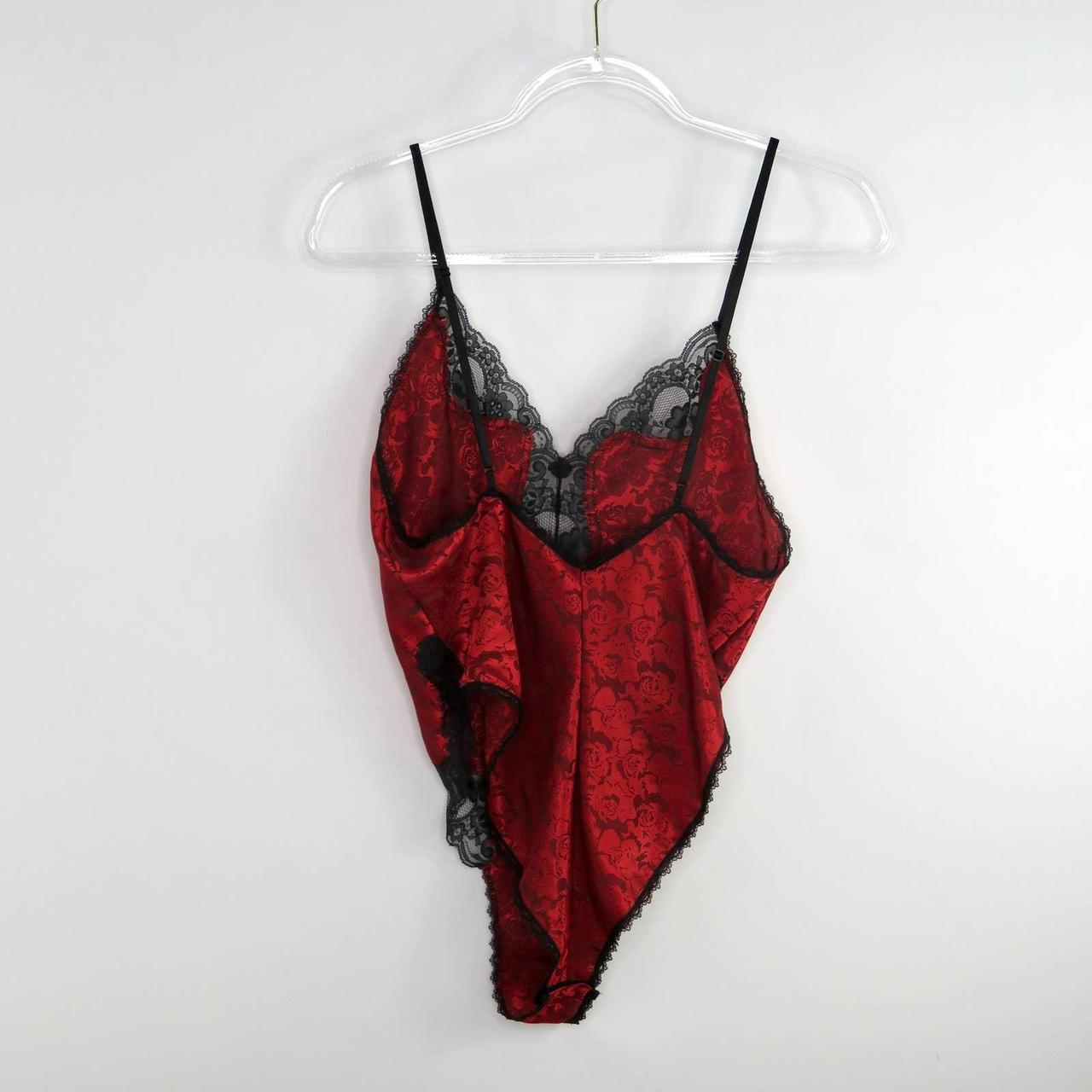 American Vintage Indulgence Red and Black Lace Cami... - Depop