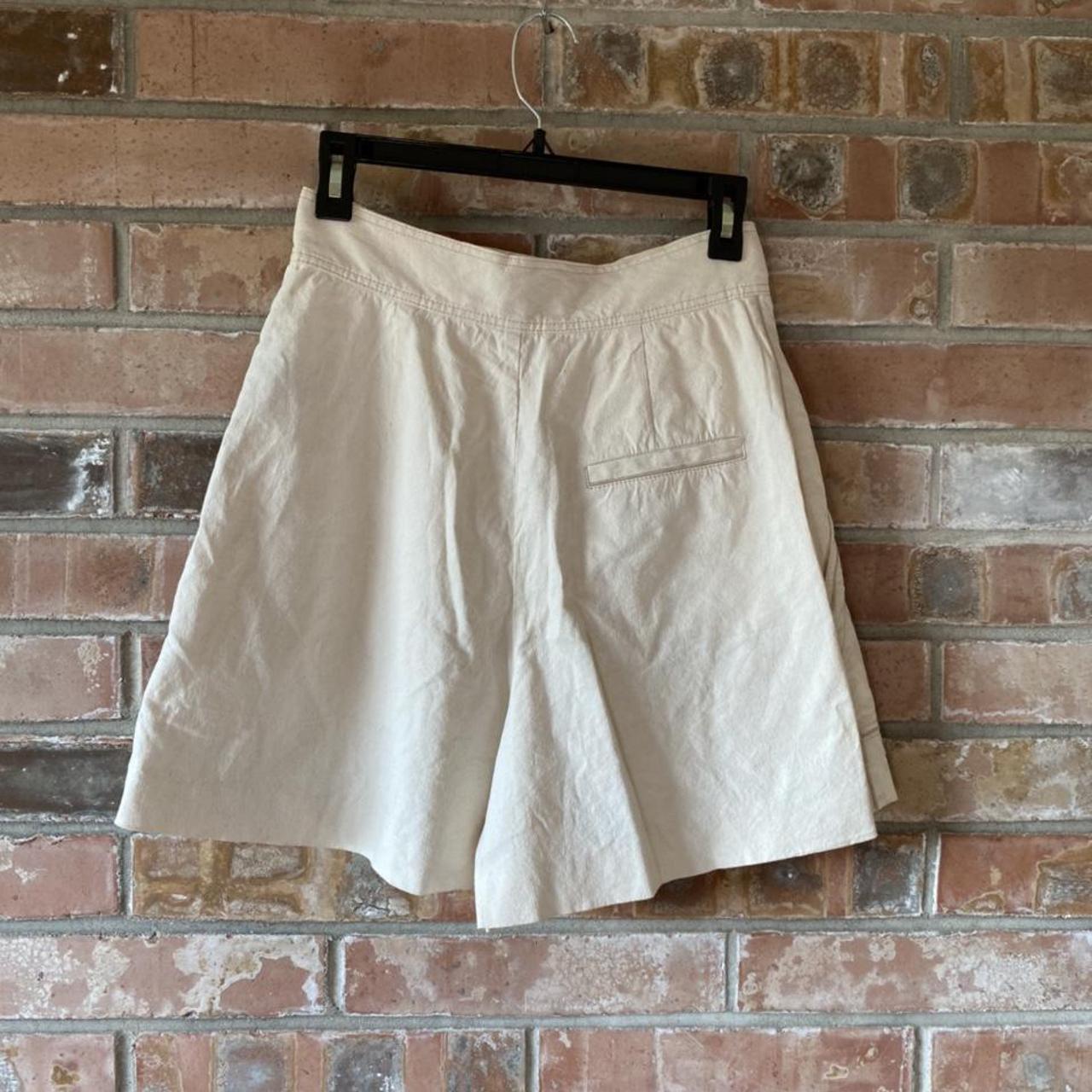 Isabel Marant Women's Cream and White Shorts (2)