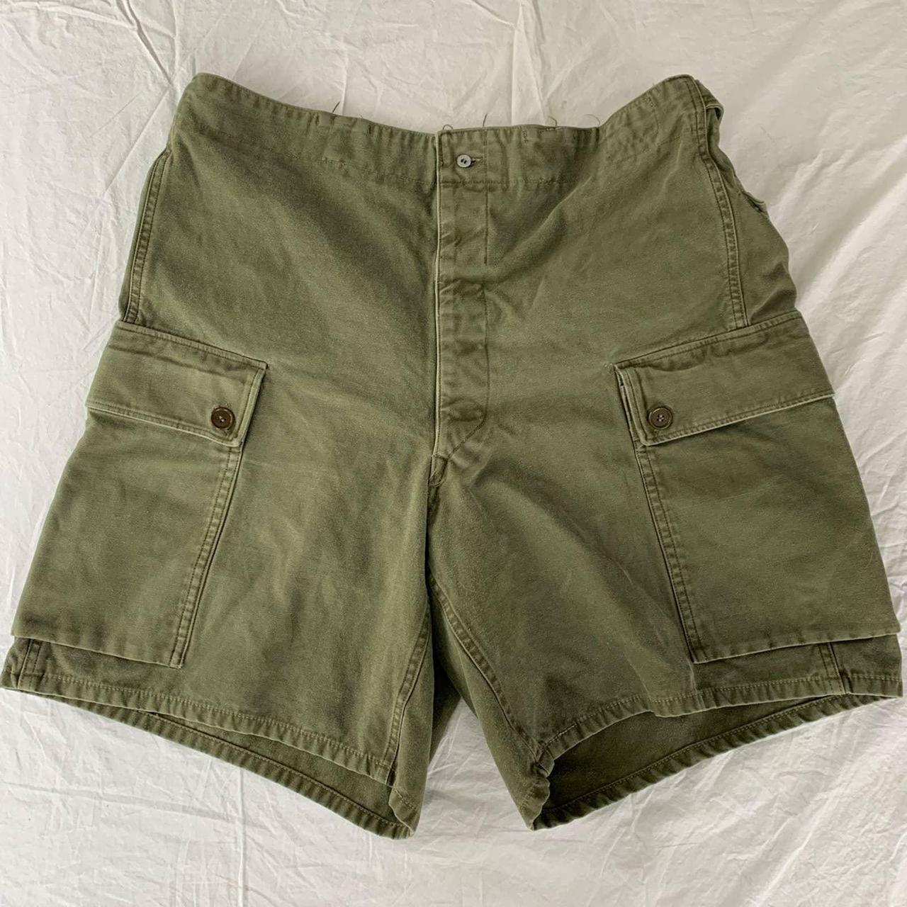 Men's Khaki and Green Shorts | Depop