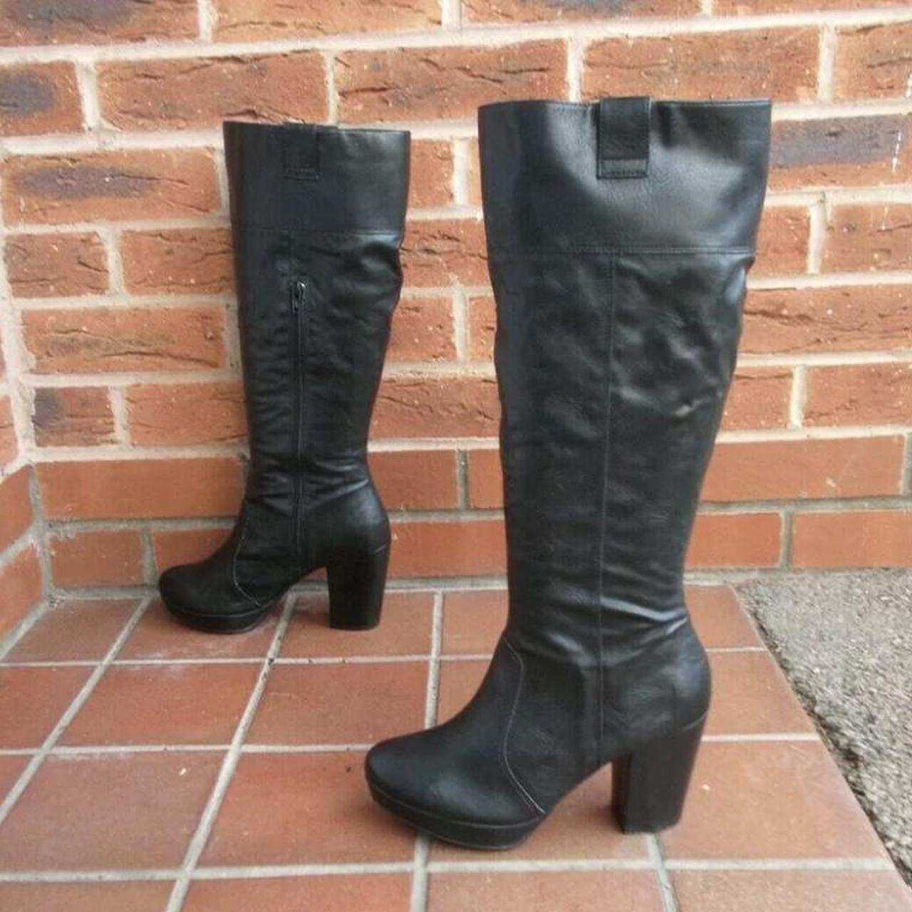 black high knee