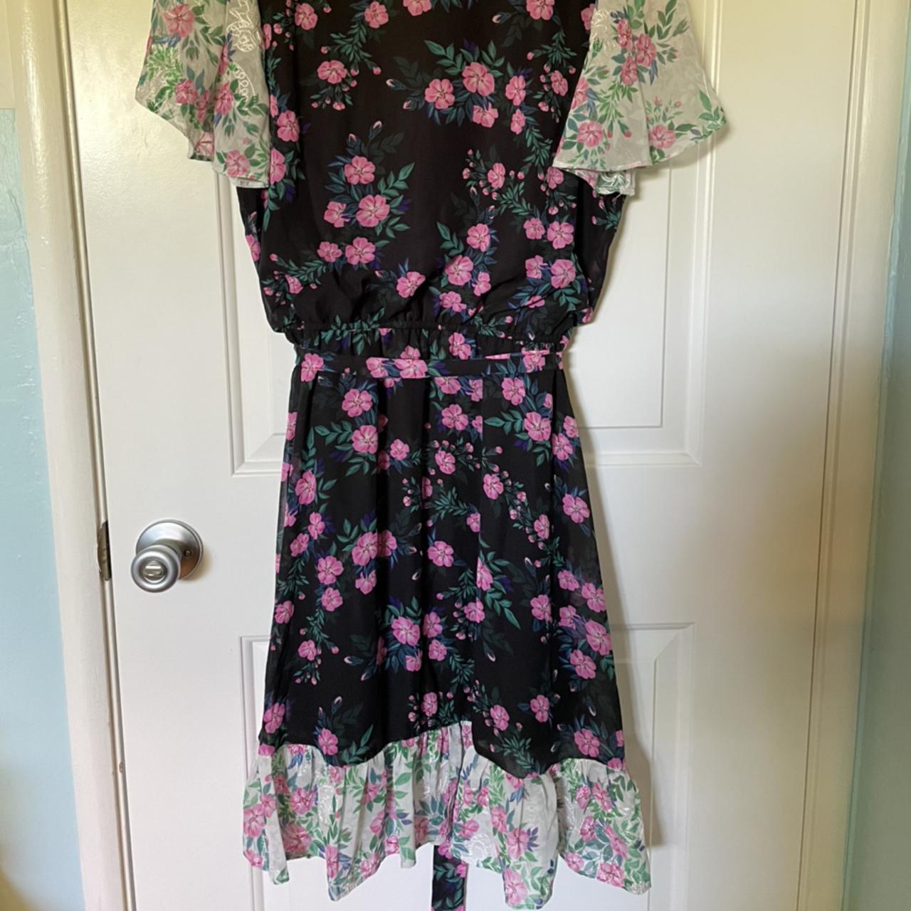 Betsey Johnson Women's Black and Pink Dress | Depop