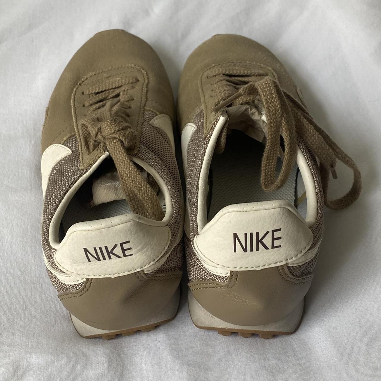 tan nikes