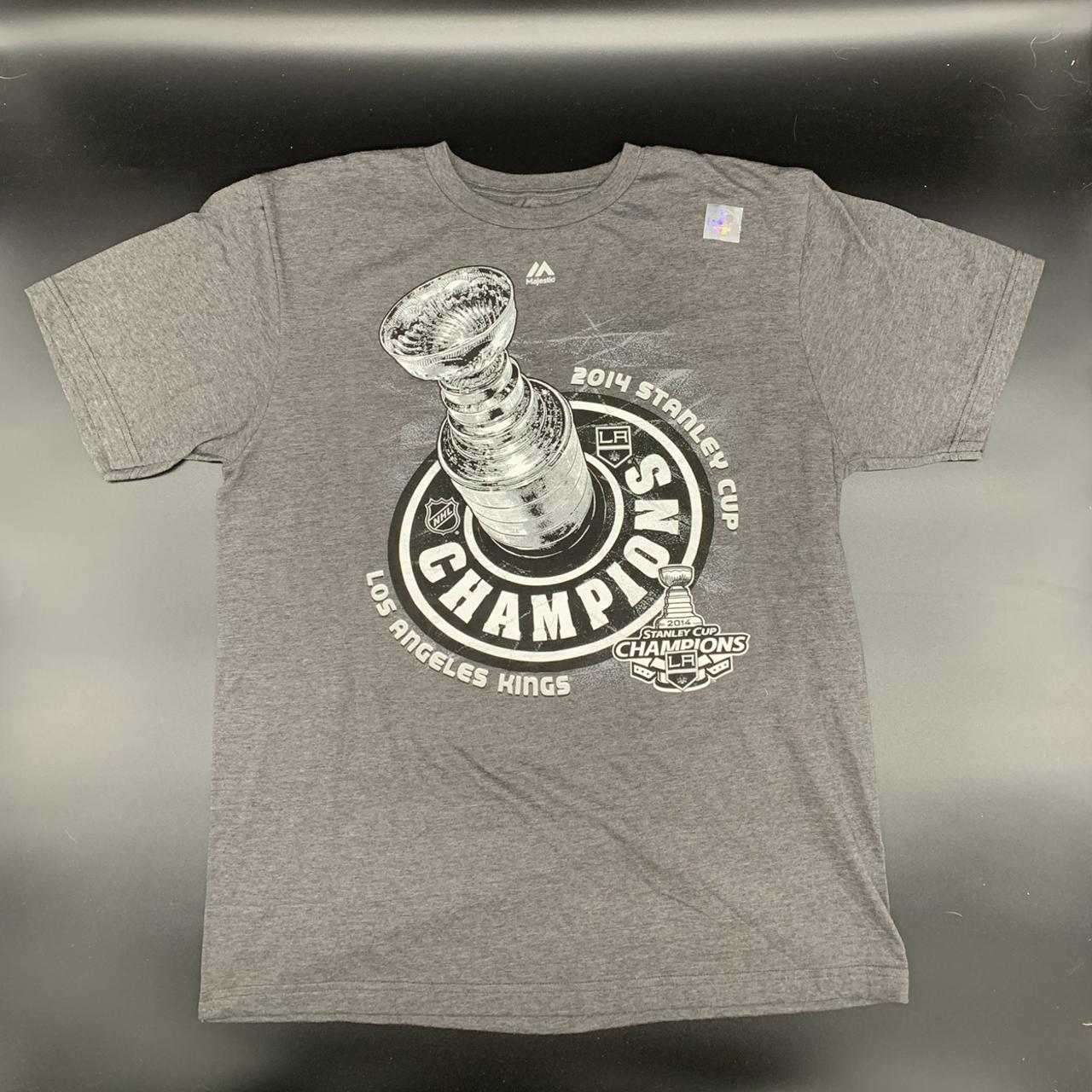 Grey '2014 Stanley Cup Los Angeles Kings' Tee! - Depop