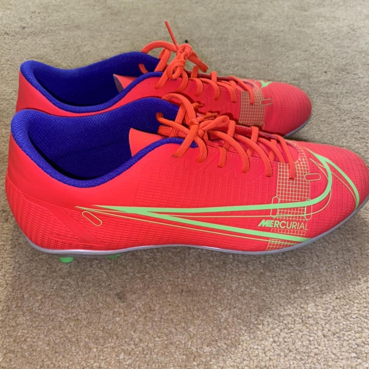 Nike Mercurial Vapour 14 Club FG/MG Bright... - Depop