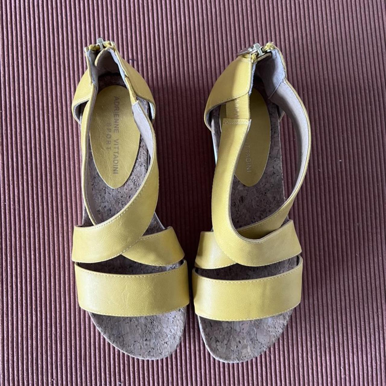 17London Women's Yellow Sandals