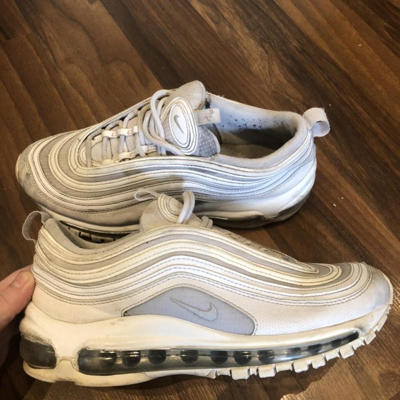 womens white 95s