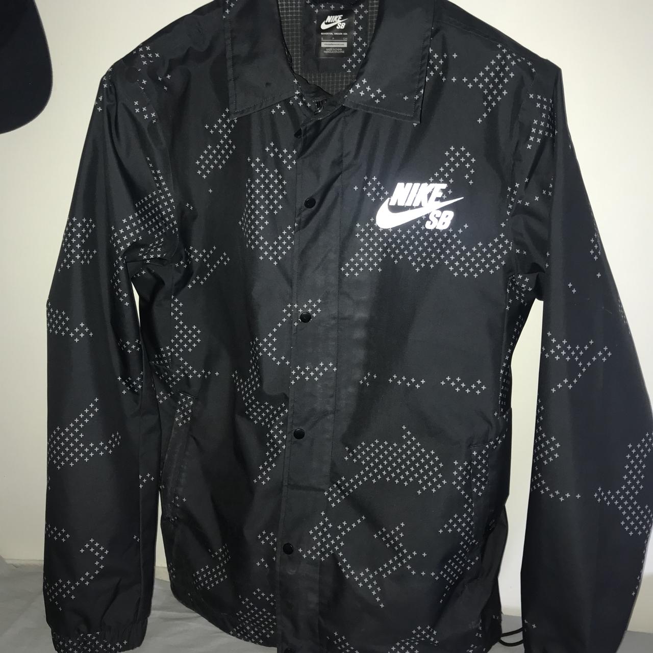 Nike sb assistant coaches on sale jacket