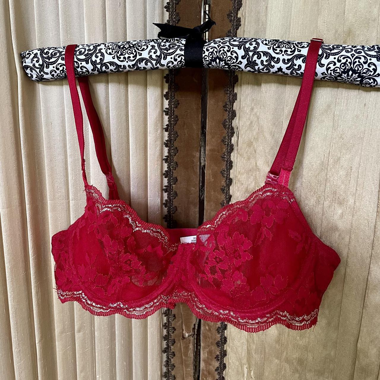 Red 34c Victoria's Secret bra. Slight tear in second - Depop