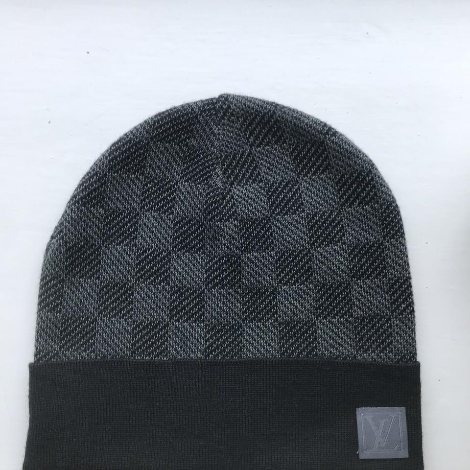 Louis vutton petit Damier beanie and scarf set brand - Depop