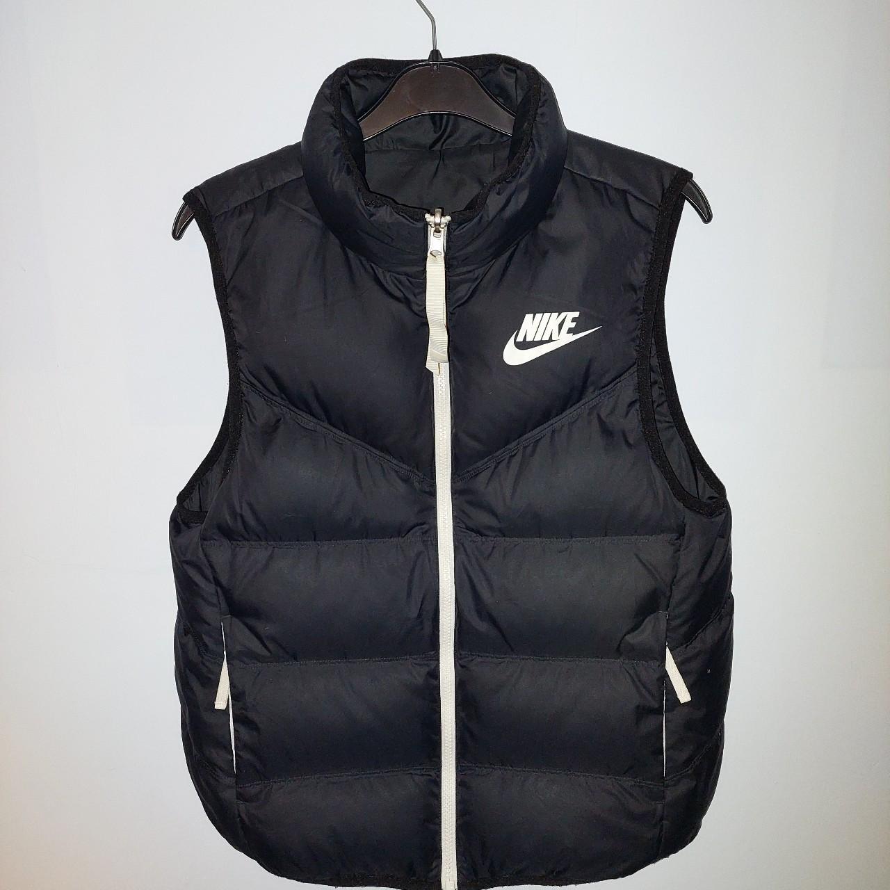 nike body warmer men's