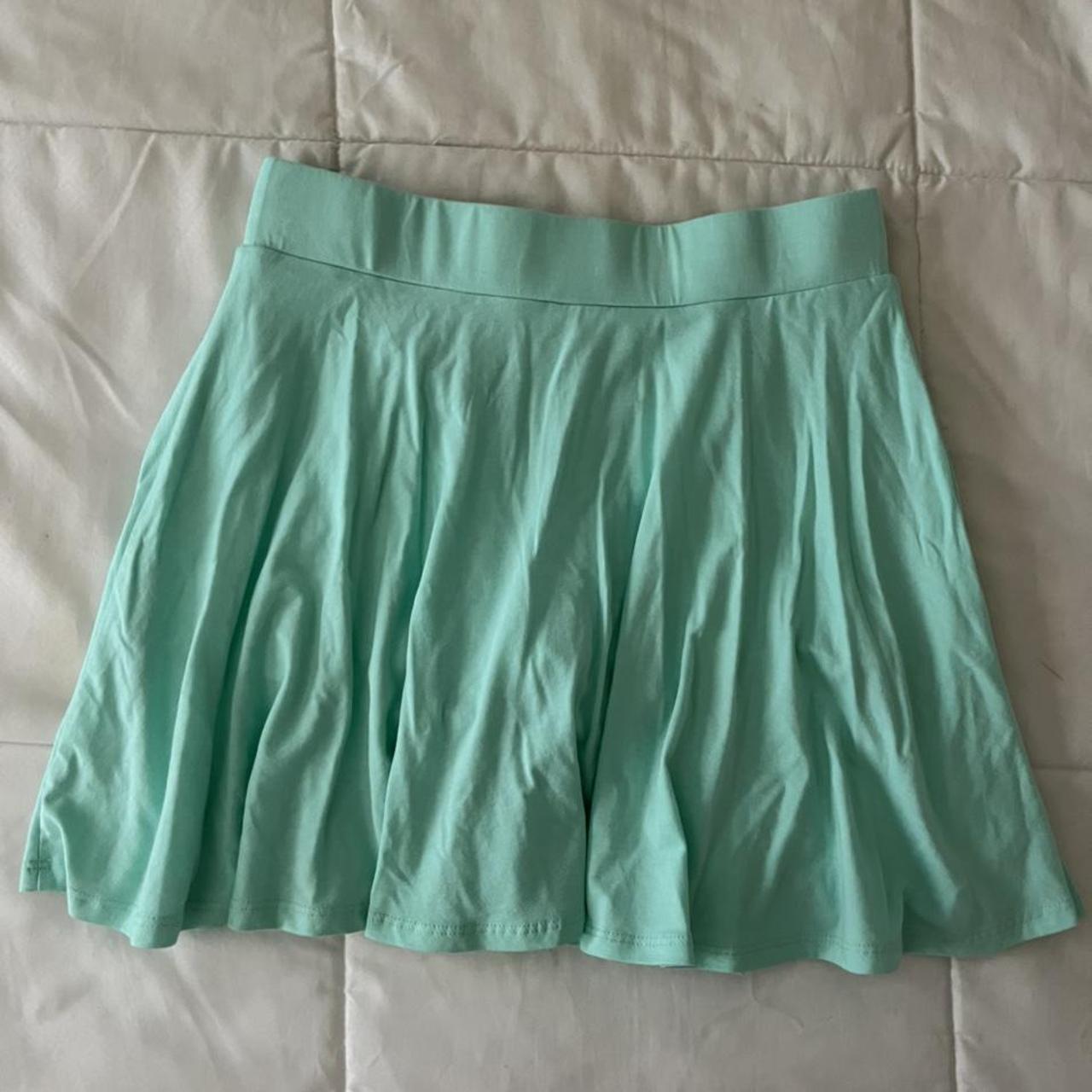 Women's Green Skirt | Depop