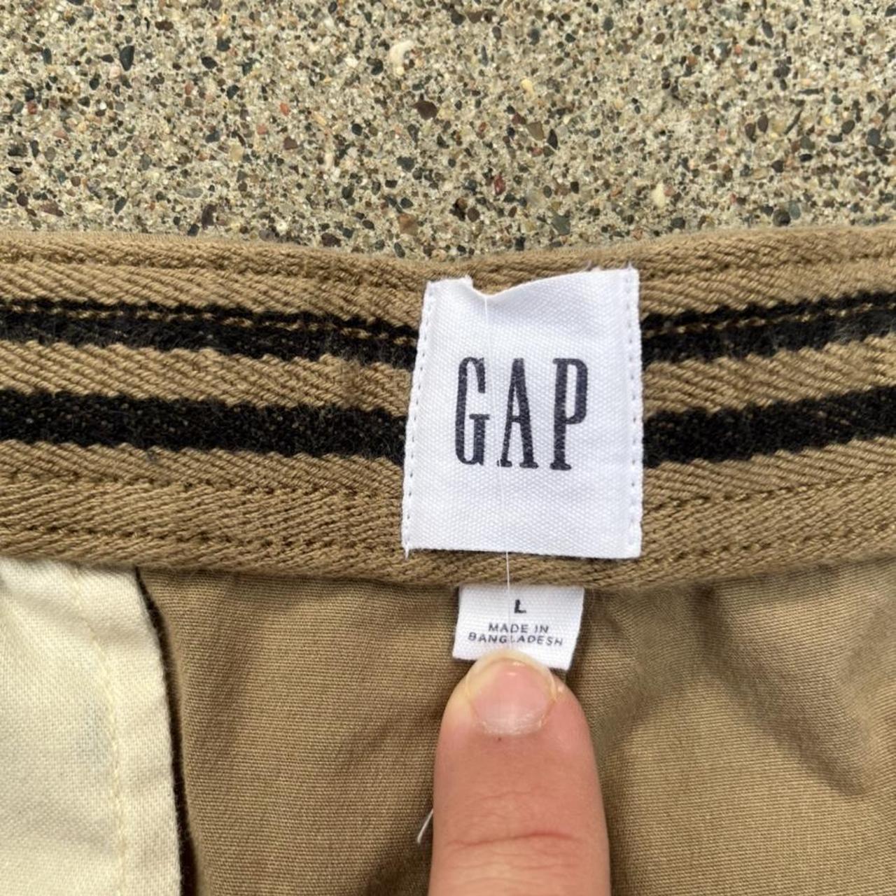 mens khaki GAP shorts… great condition! inseam - 9... - Depop