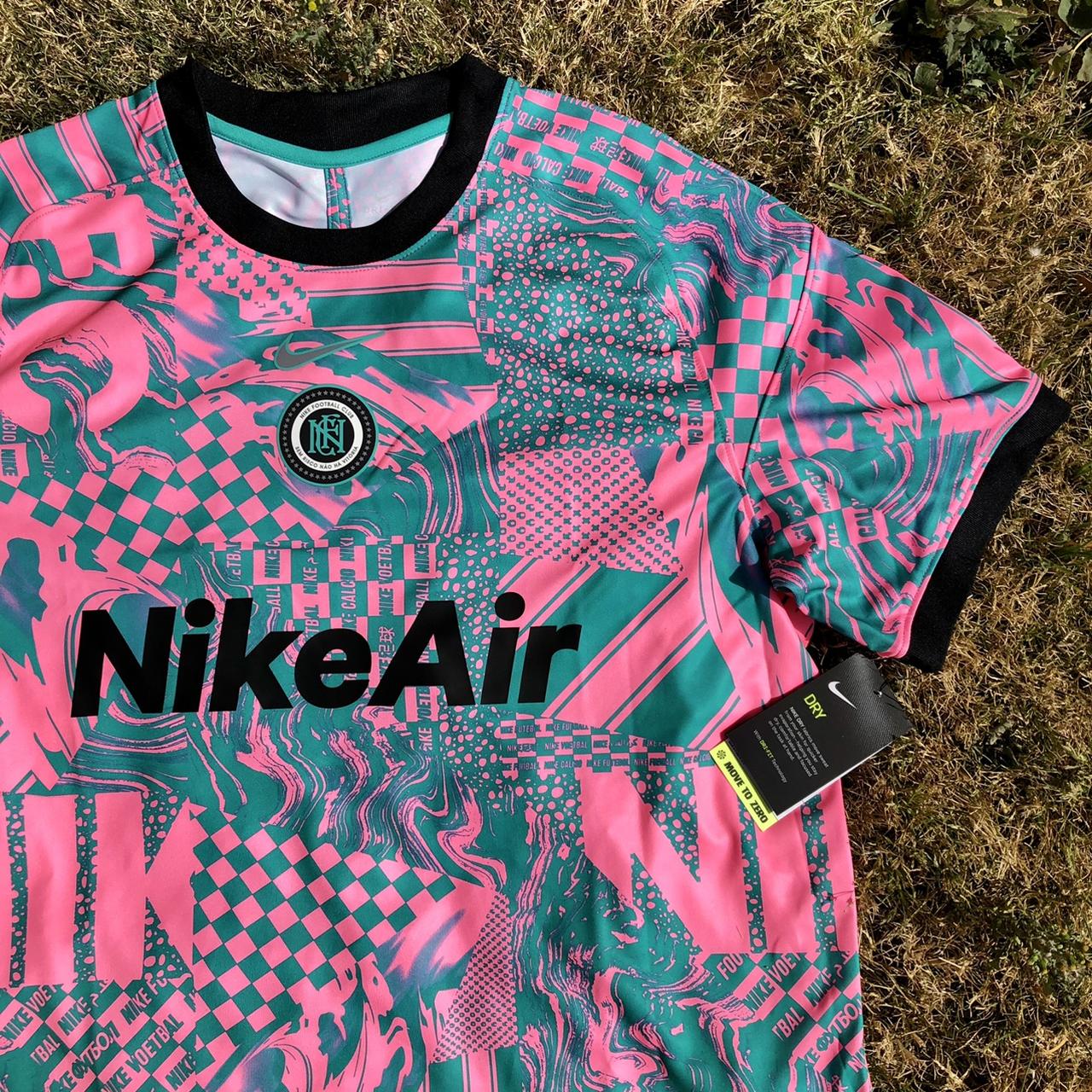 Nike fc hotsell pink shirt