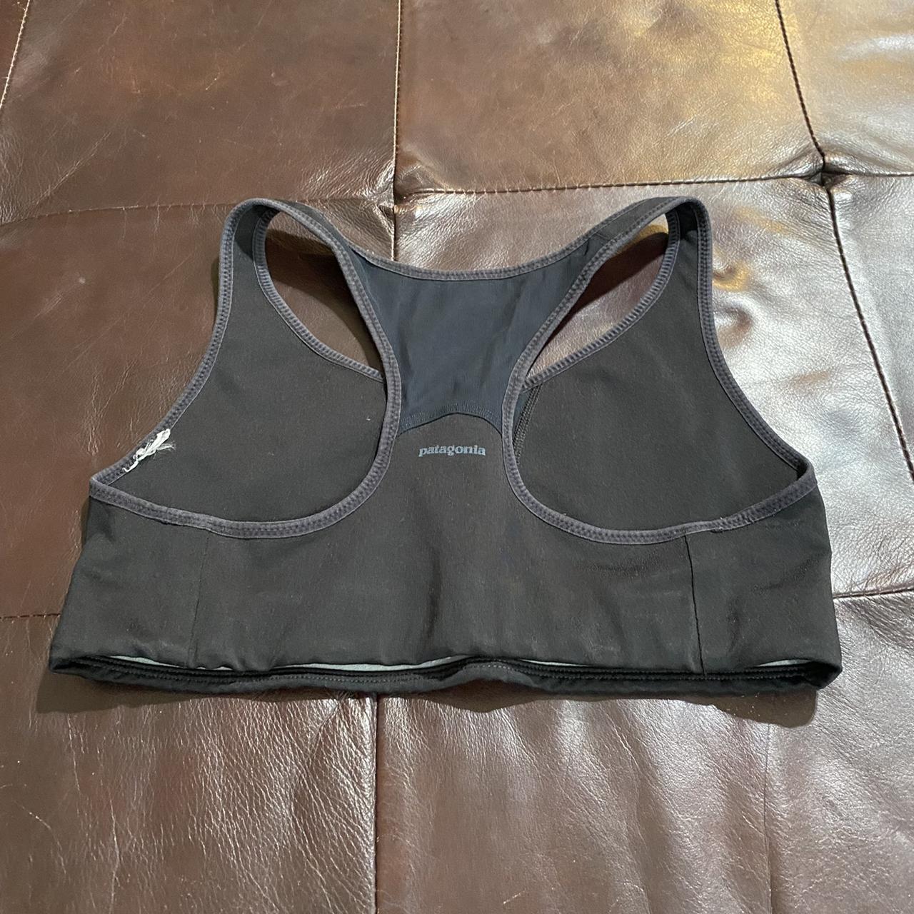 Patagonia XS Black/Gray Sports Bra Excellent used - Depop