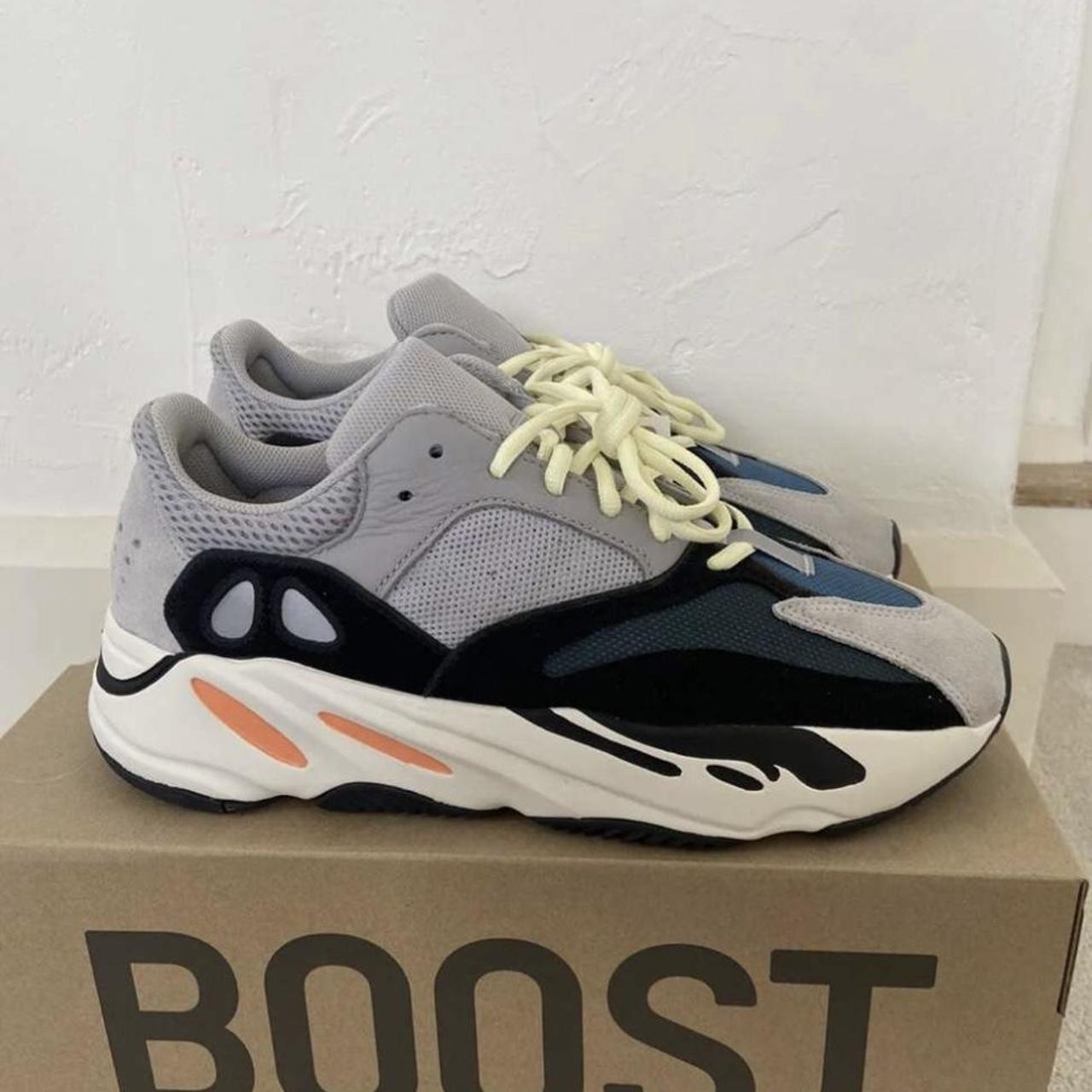 yeezy wave runner 700 6.5