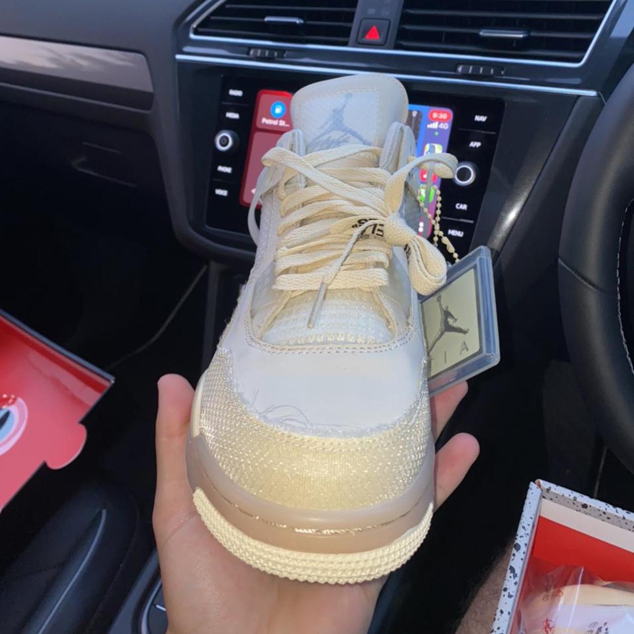 offwhite cream 4s