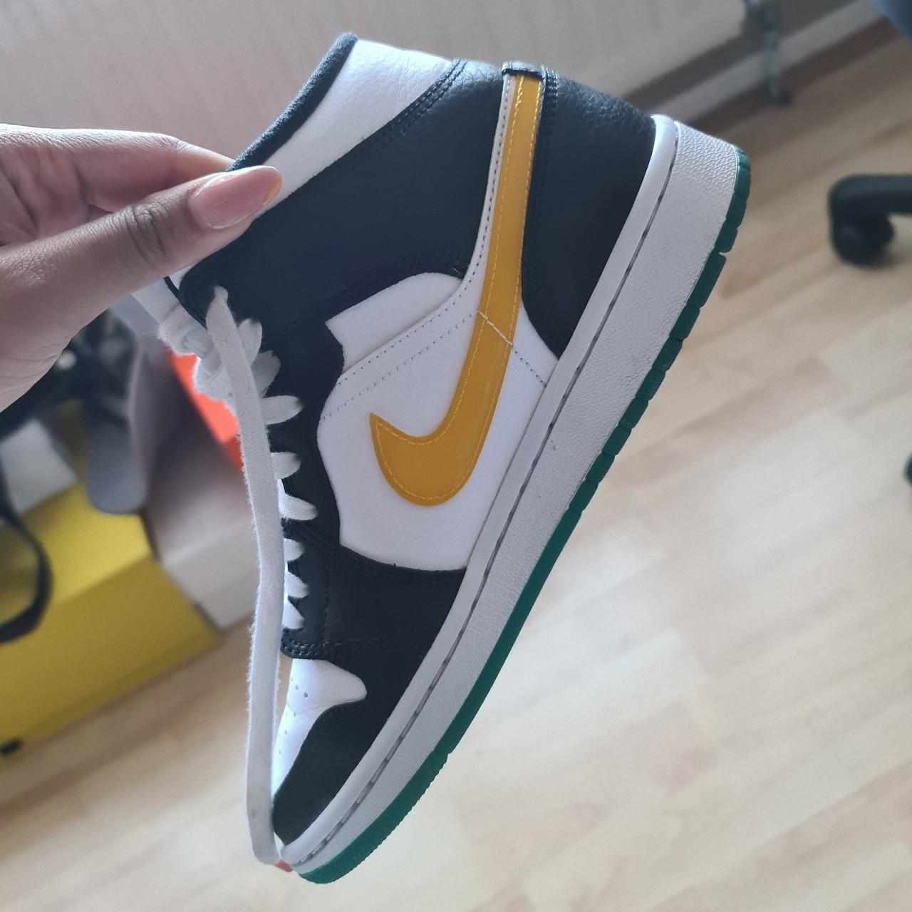 womens air jordan 1 mid alternate swoosh