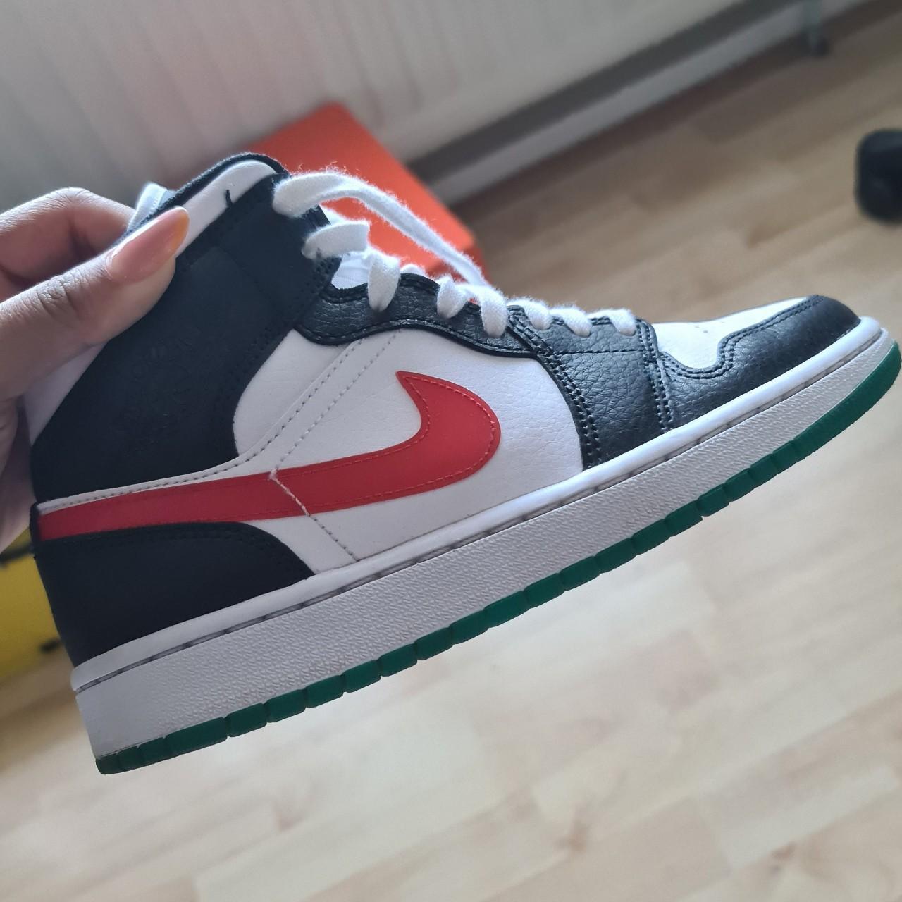 womens air jordan 1 mid alternate swoosh
