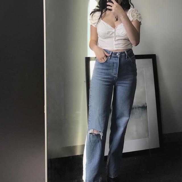 LEVI S RIBCAGE STRAIGHT ANKLE JEANS SIZE Depop