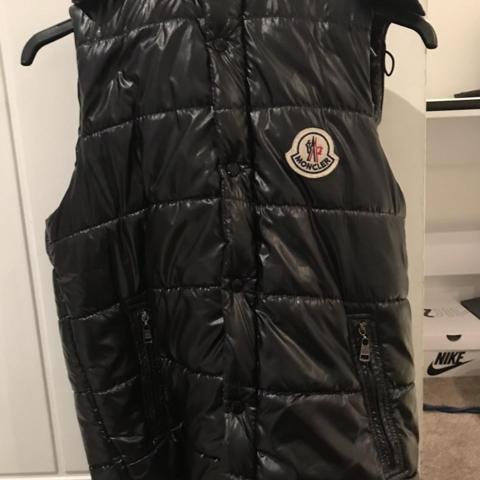 black shiny moncler gilet