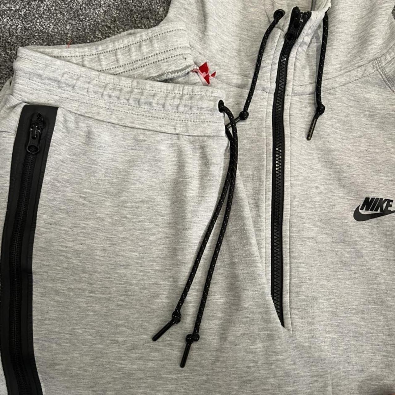 buy nike tech fleece tracksuit