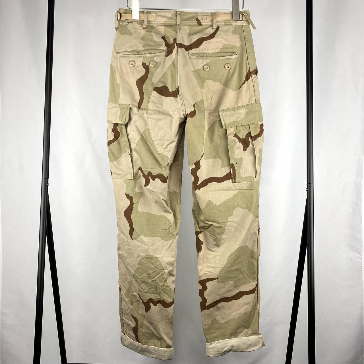 Vintage military desert camo cargo pants Size Small... - Depop